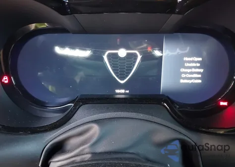 2024 Alfa Romeo Tonale Ti Eawd z USA, uszkodzony, nr VIN ZASPATCW5R3037753